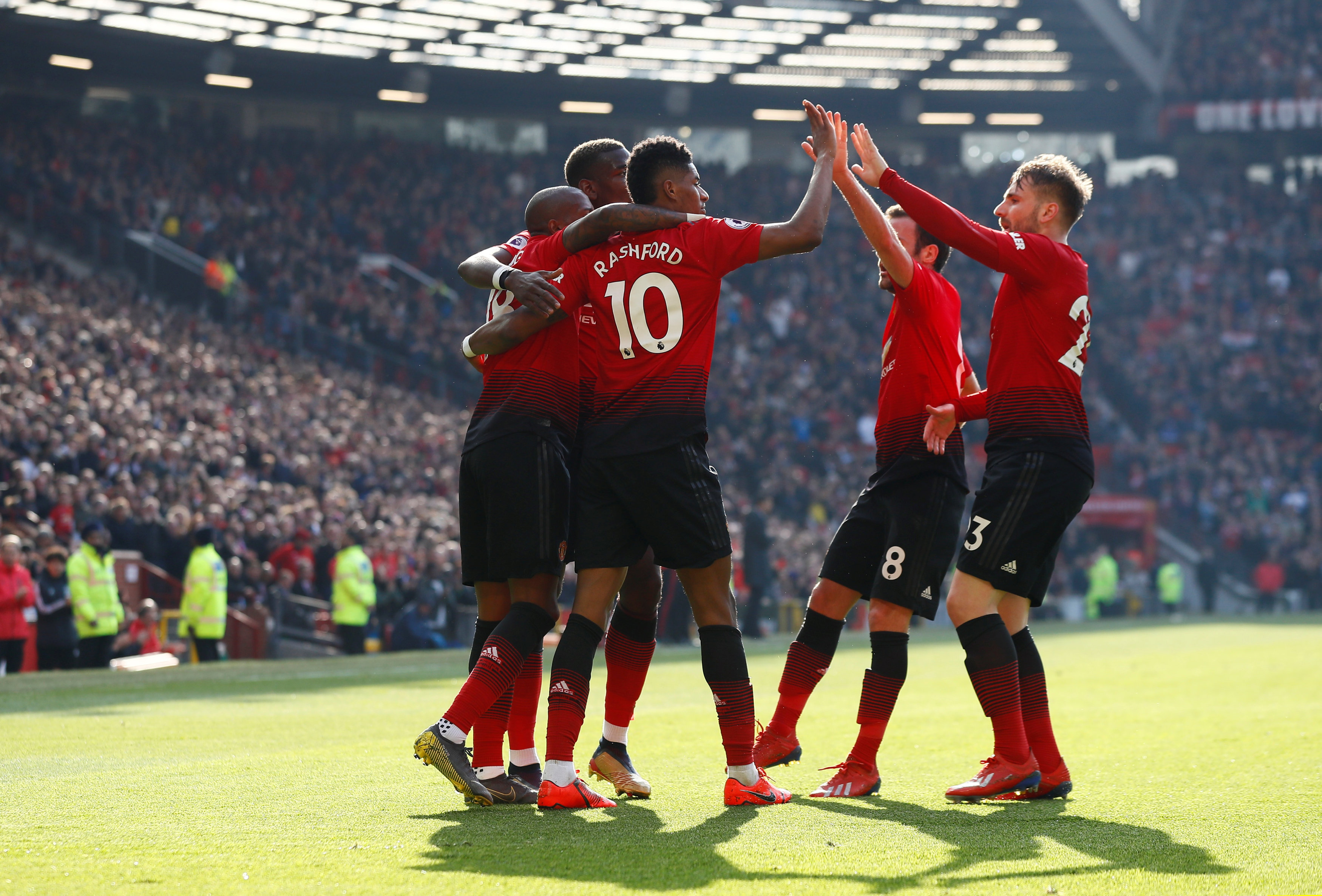 门球队在多 门球队在多